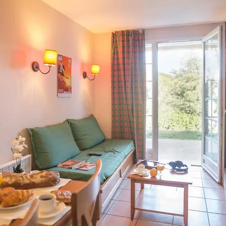 Le Hameau Du Lac S5p ماركياس